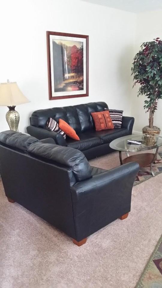 1312 Eagle Pointe Dr - Photo 2 of 20