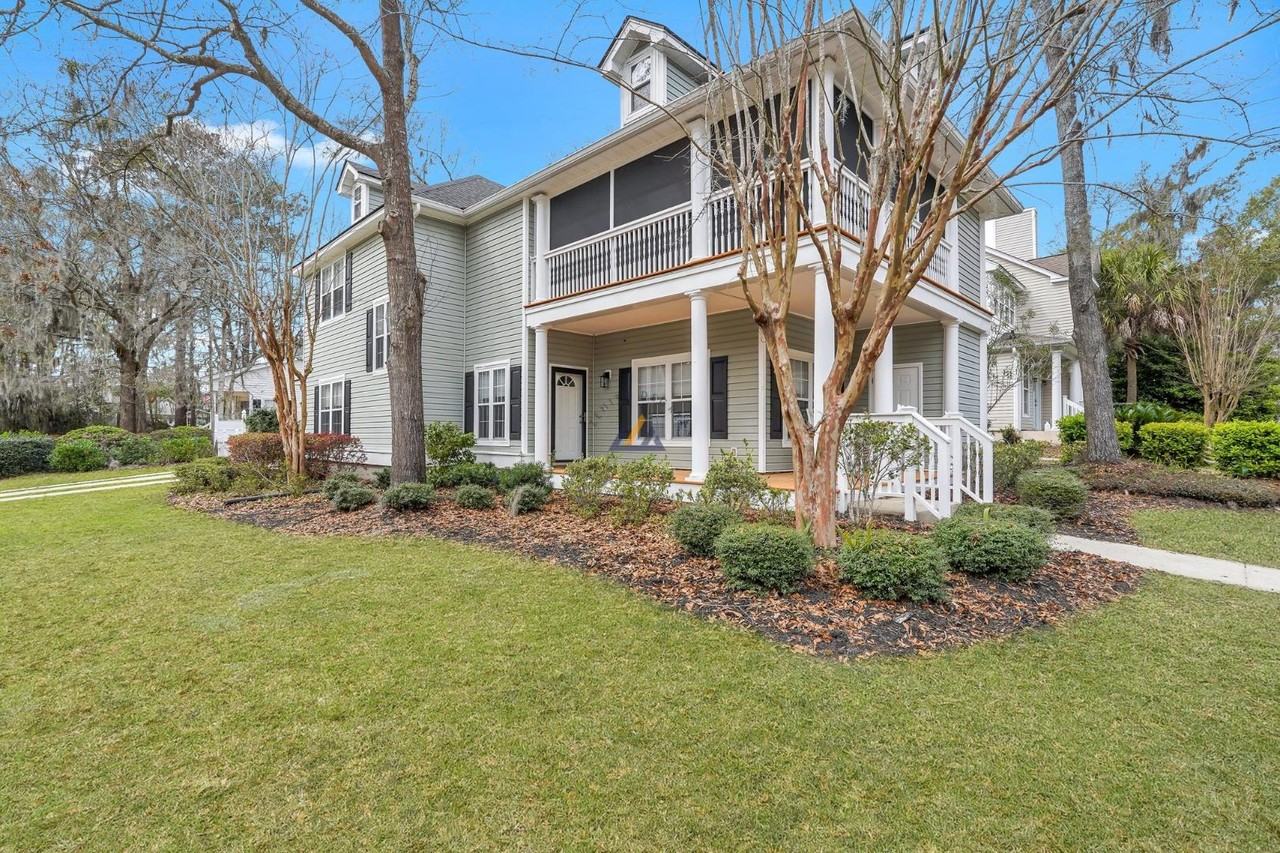 76 Westbury Park Way - Photo 2 of 11