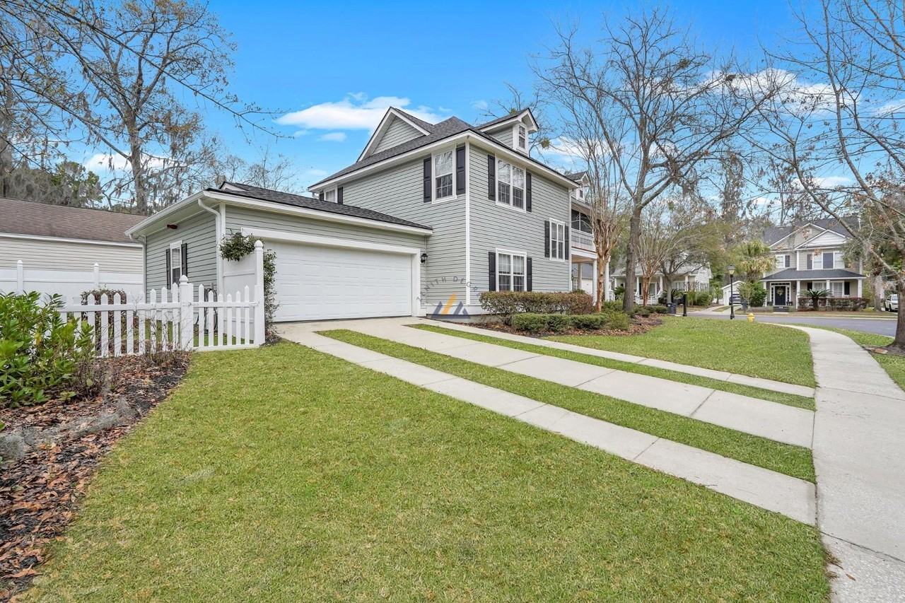 76 Westbury Park Way - Photo 4 of 11