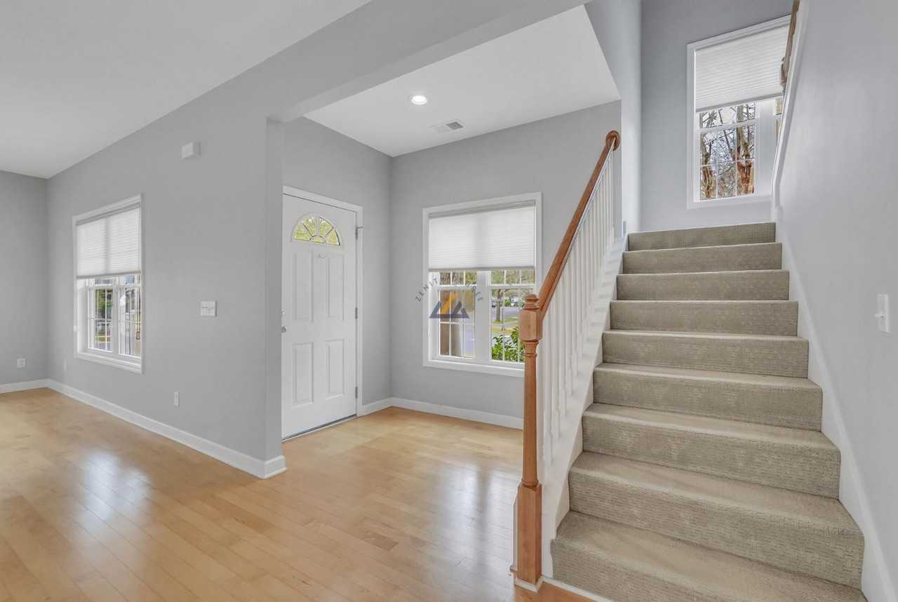 76 Westbury Park Way - Photo 6 of 11