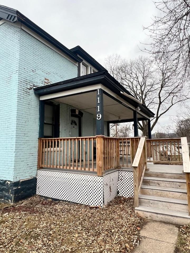 1119 14th St S - Photo 2 of 20