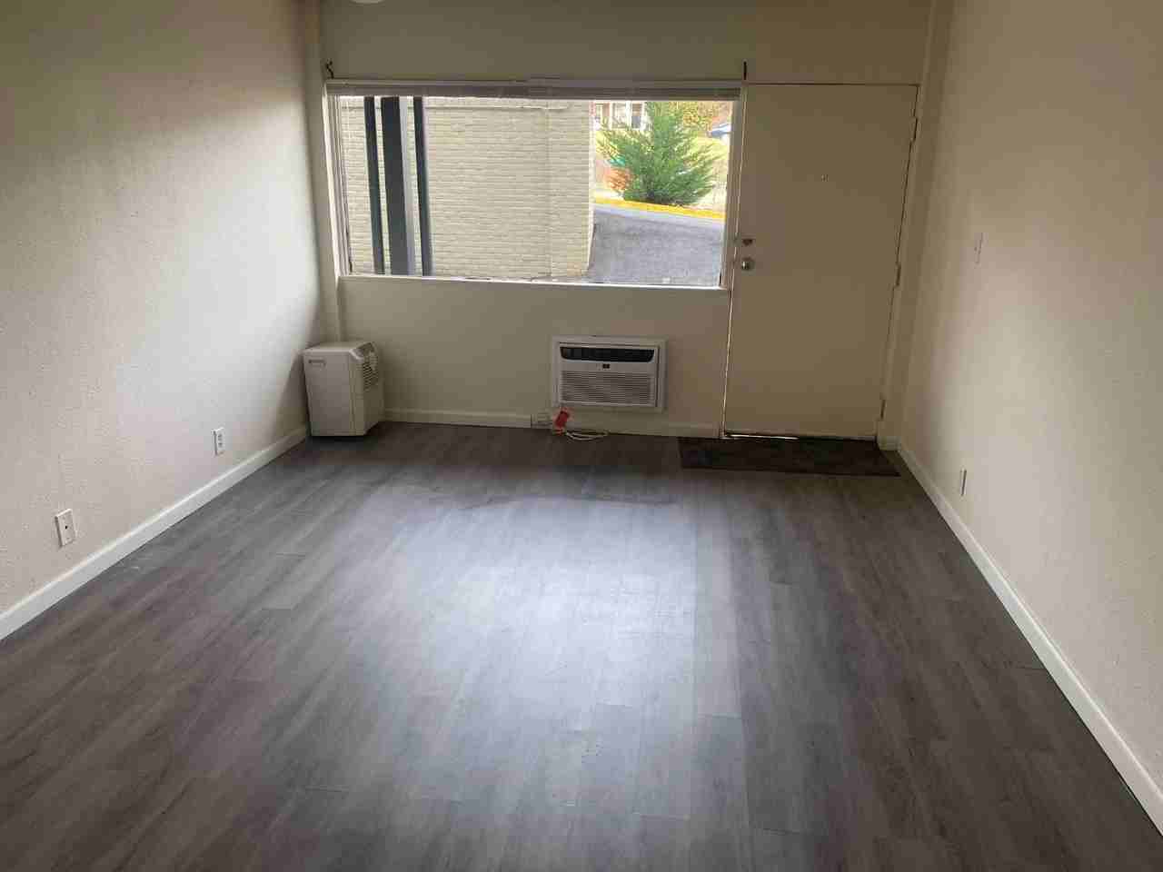 Chestnut Creek Apartments - Photo 2 of 16