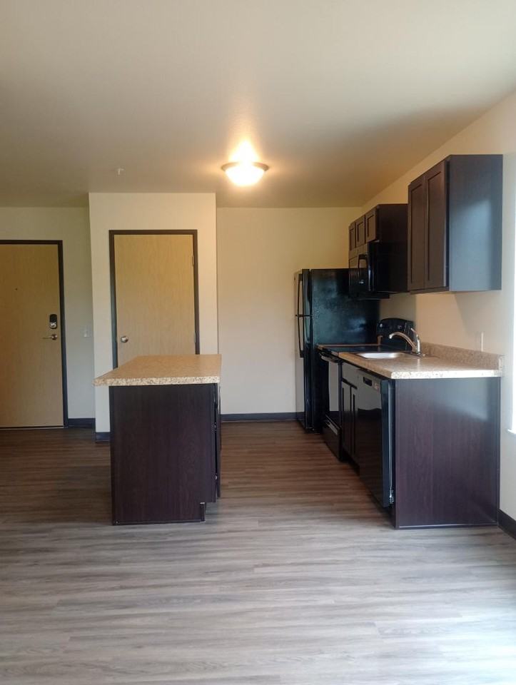 1429 Finley St - Photo 4 of 41