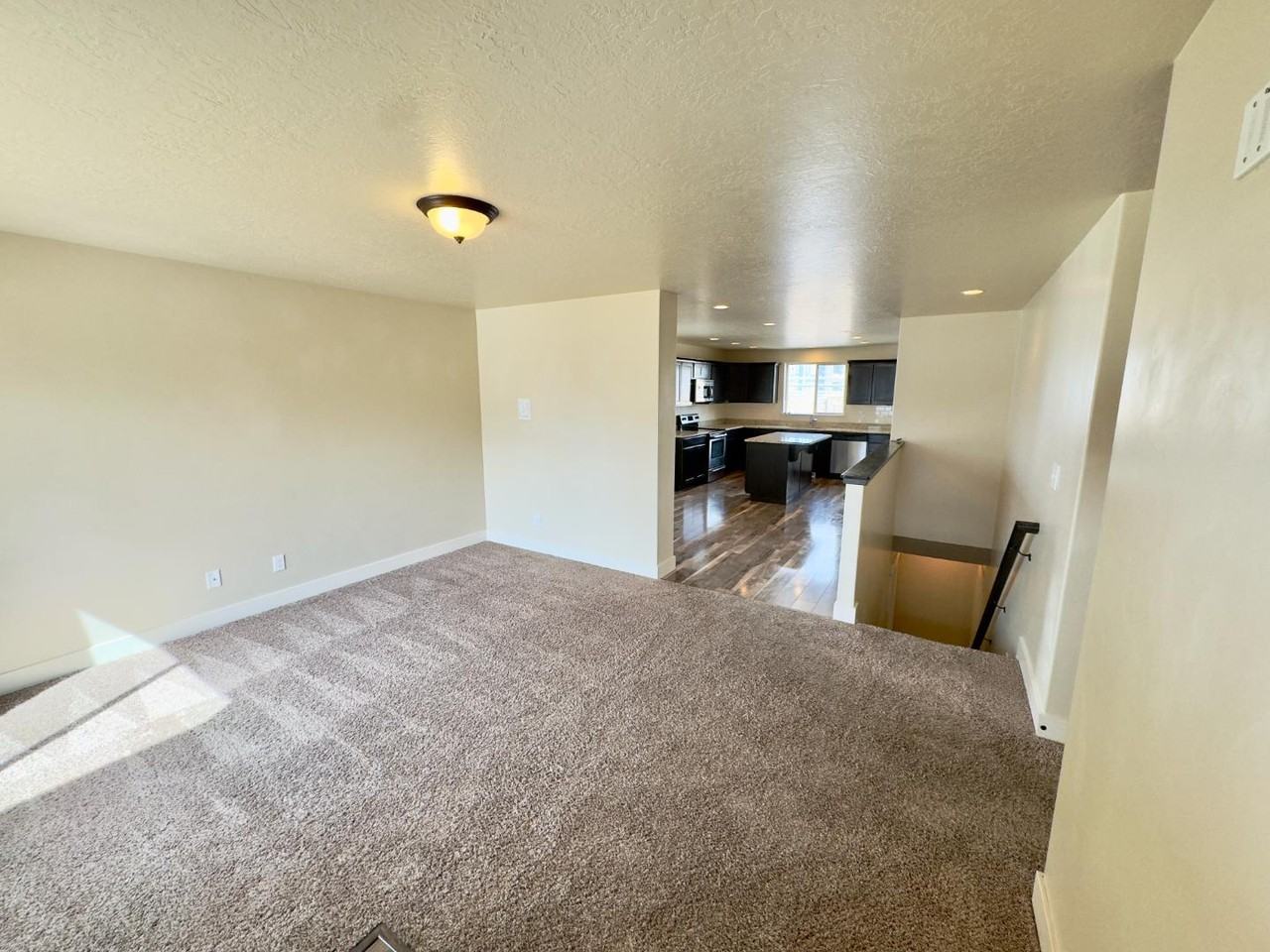 114 N Rue De Matth - Photo 2 of 11