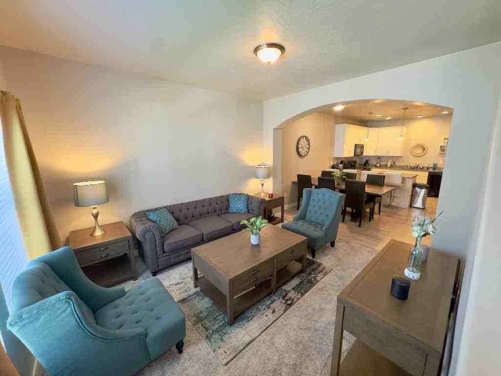 699 E 330 N - Baer (75) - Photo 3 of 10