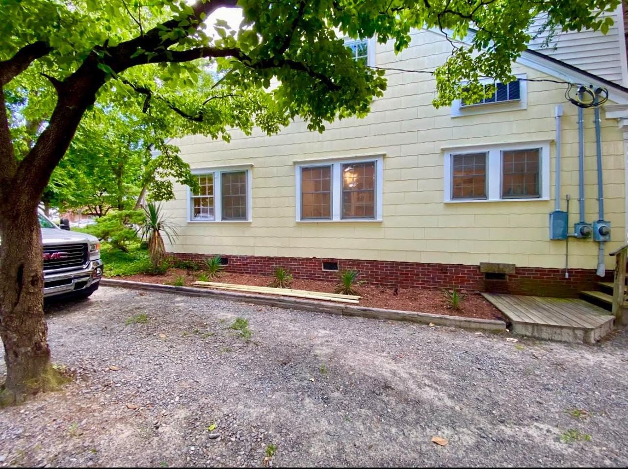 407 Lewis Street - Photo 3 of 20