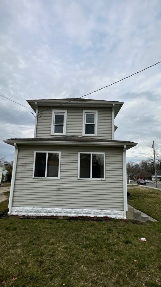 102 W Delilah Rd - Photo 2 of 20