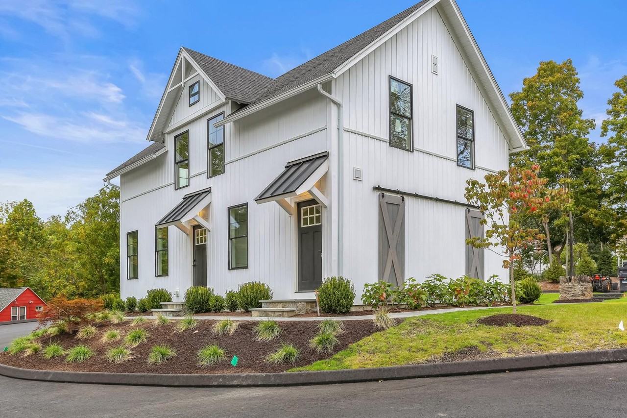 49 Daniels Farm Road - Photo 7 of 10