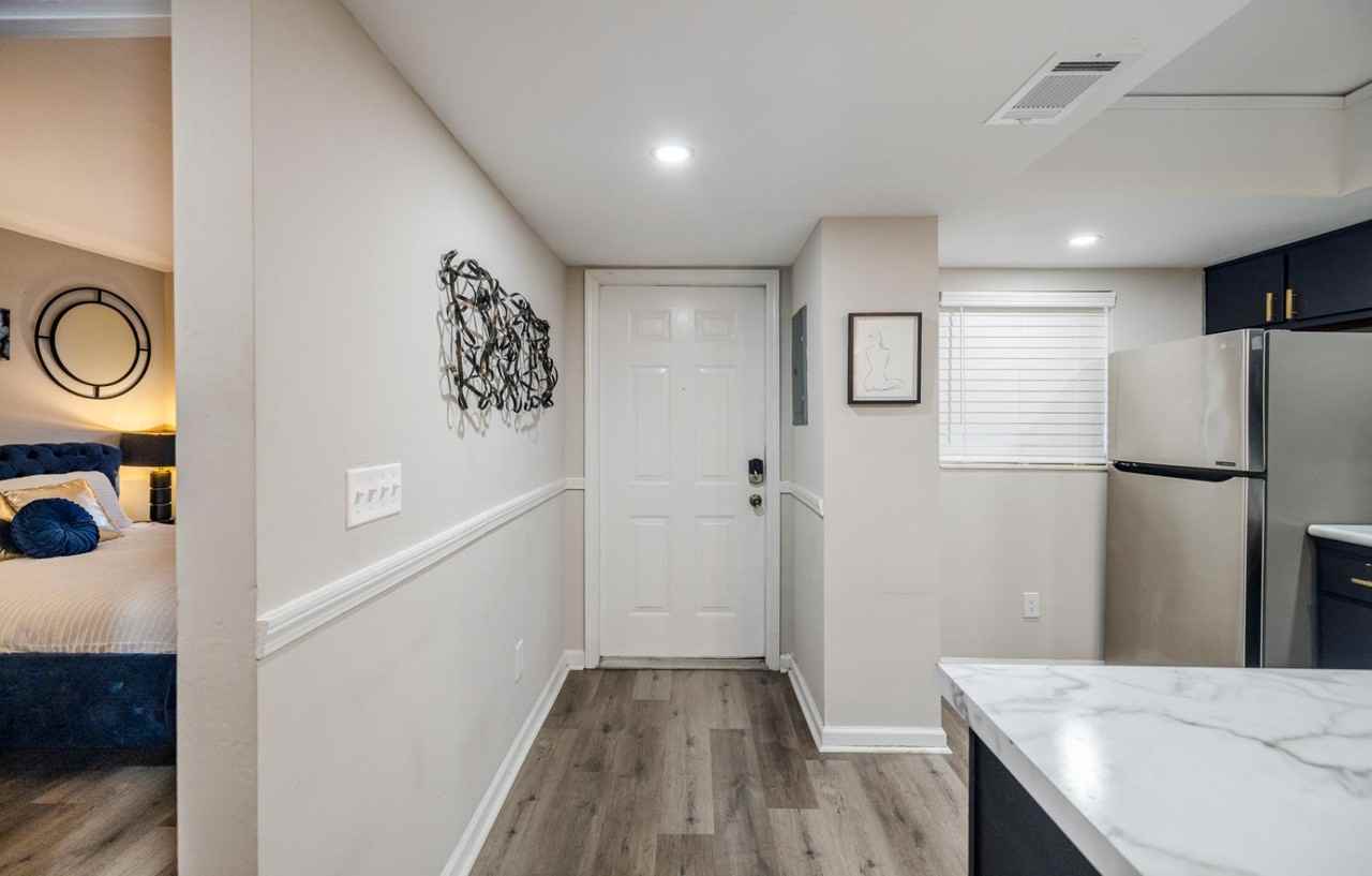 502 Windsong Cir - Photo 2 of 20