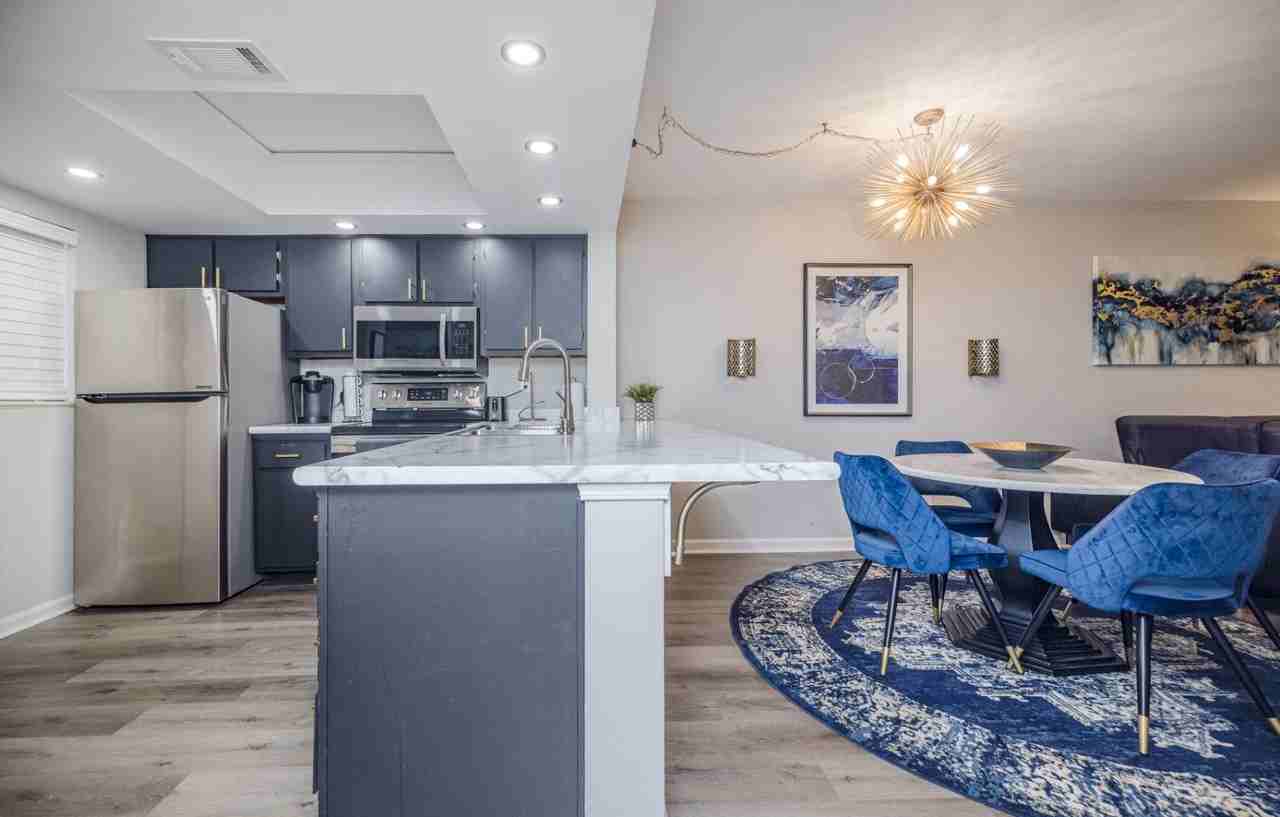 502 Windsong Cir - Photo 5 of 20