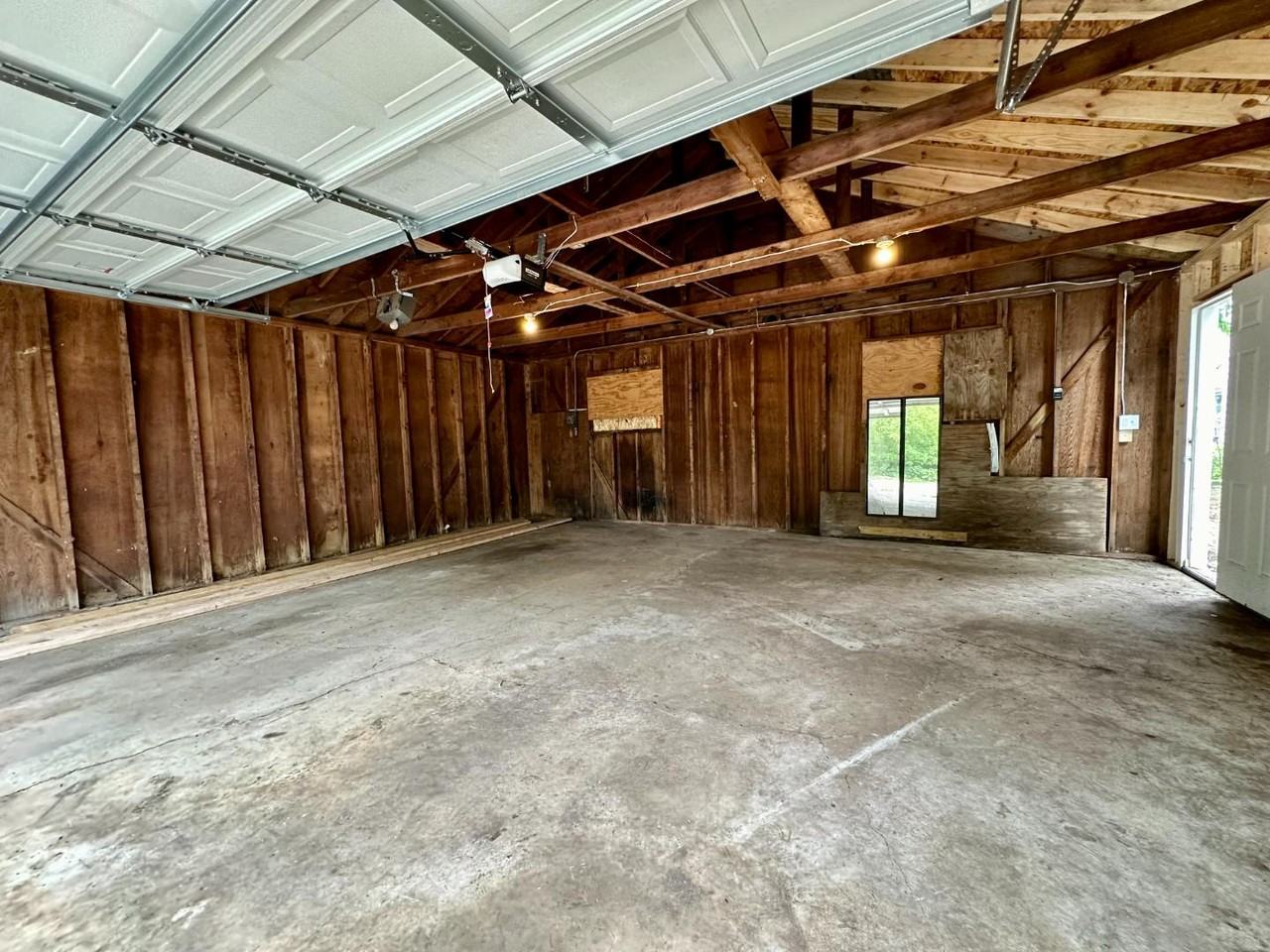 4951 N 36th St - Photo 5 of 15