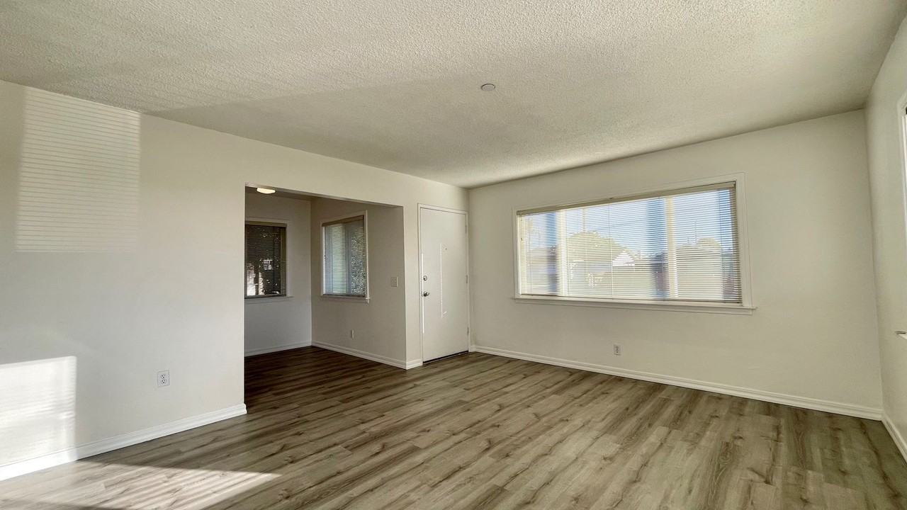 301 Atlantic City Avenue - Photo 7 of 17