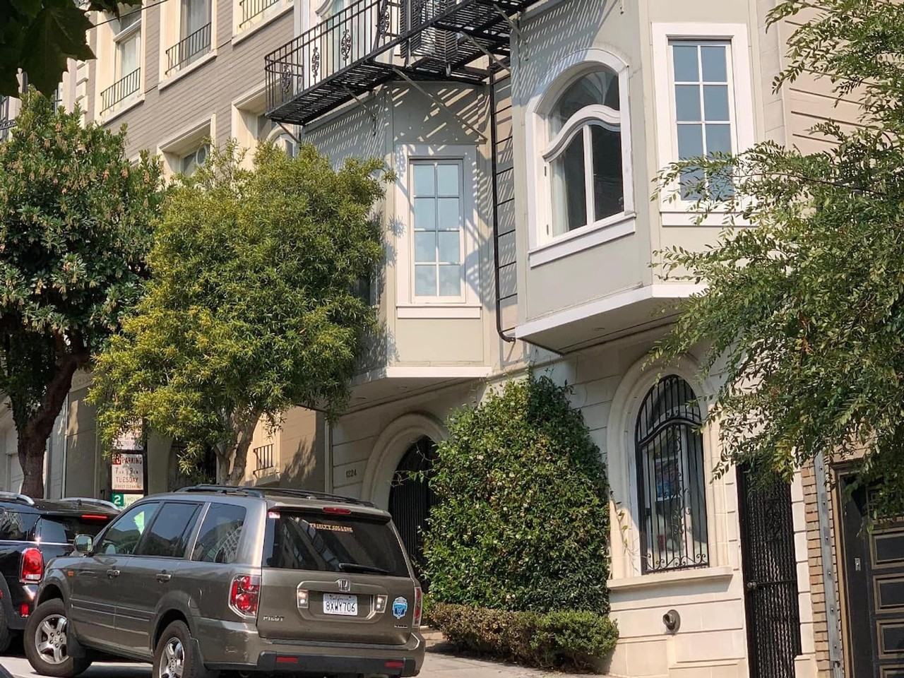 1224 Sacramento St #1259135P - Photo 7 of 23