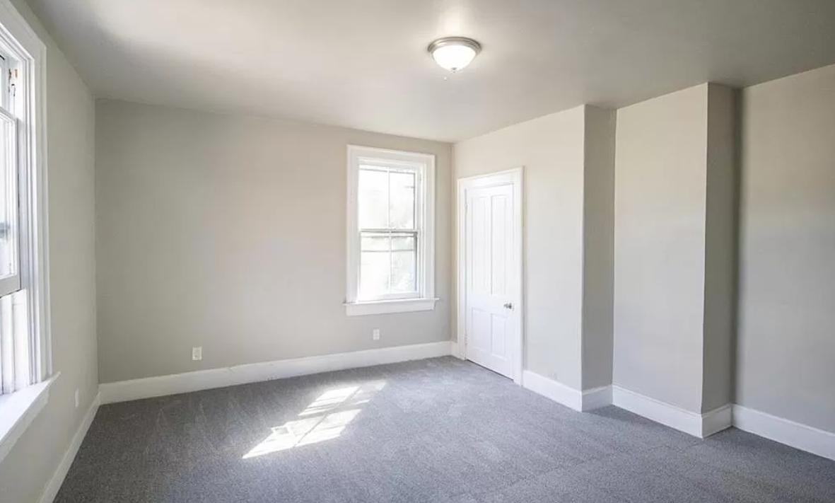 1635 Hoffner St - Photo 3 of 20