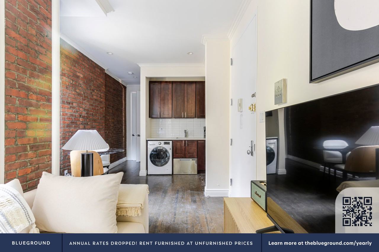 223 Mott St #1974 - Photo 4 of 19