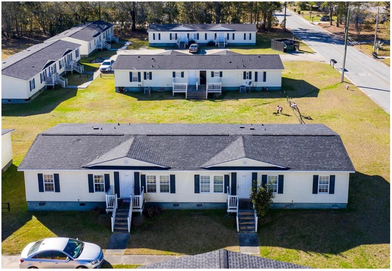 532 / 534  9th Street Southwest Parkside (I) - Photo 3 of 8