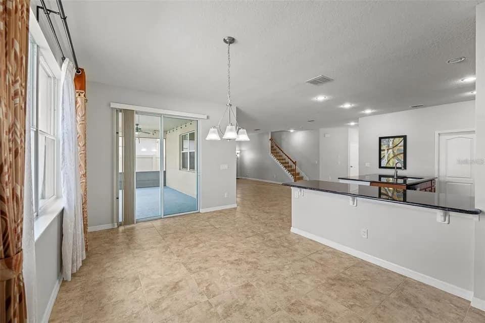 6041 W Town Center Blvd - Photo 3 of 10