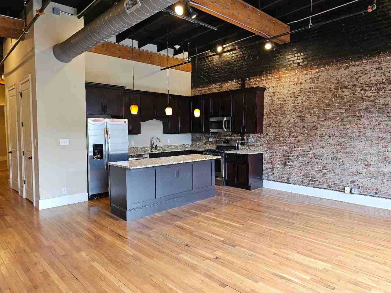 209 Broad Street Loft 200 - Photo 2 of 10