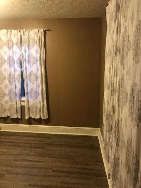 102 Woodland Dr - Photo 3 of 11