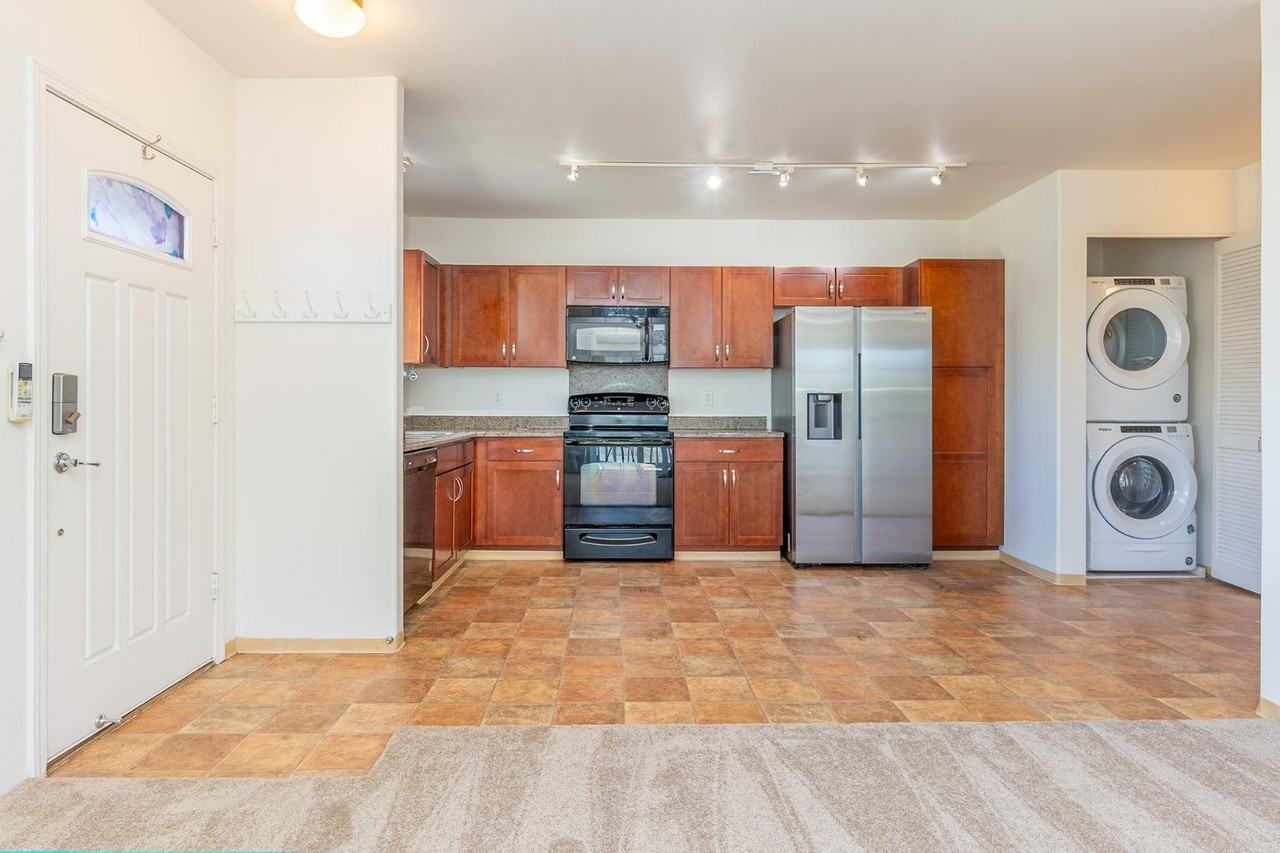 1167 Kakala St - Photo 3 of 11