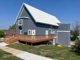 featured image of 408 Academy Street