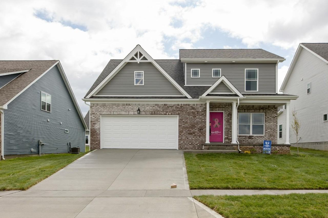 134 Meadow Lark Trl - Photo 2 of 11