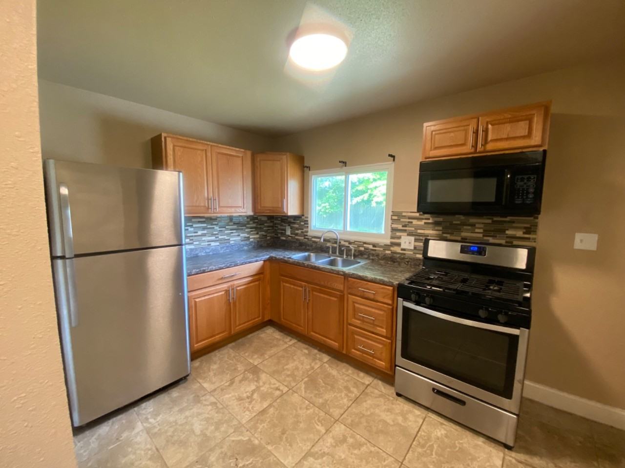 3019 Northgate Avenue - Photo 3 of 7