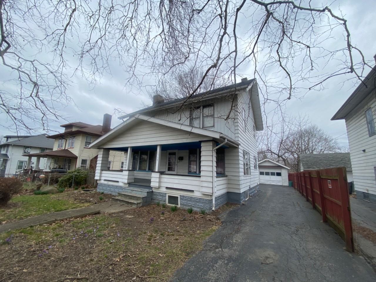 3717 Loveland Rd - Photo 2 of 10