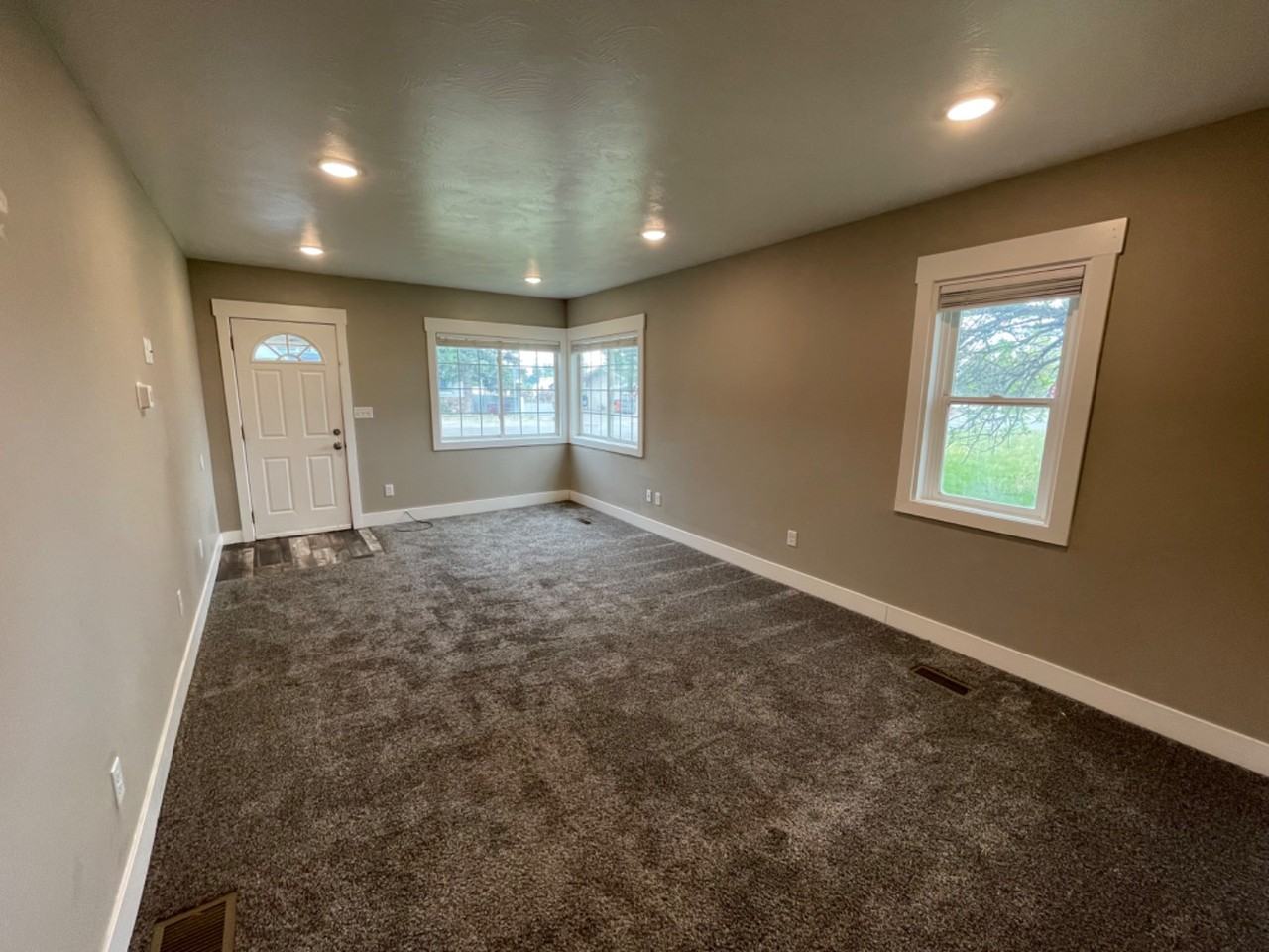 3531 E 110 N - Photo 2 of 11