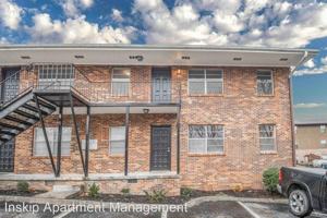 featured image of 609 East Inskip Drive