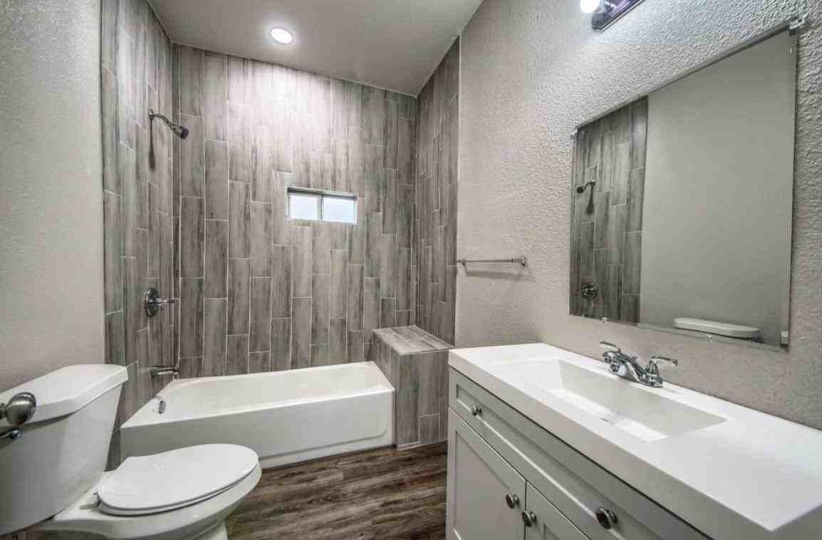 330 Princeton Ave - Photo 5 of 16