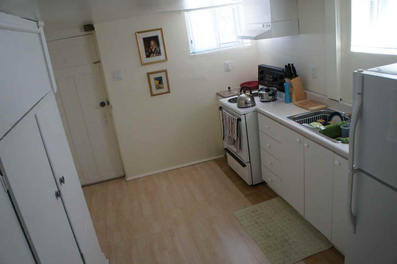 167 Christie Street #bsmt - Photo 2 of 9