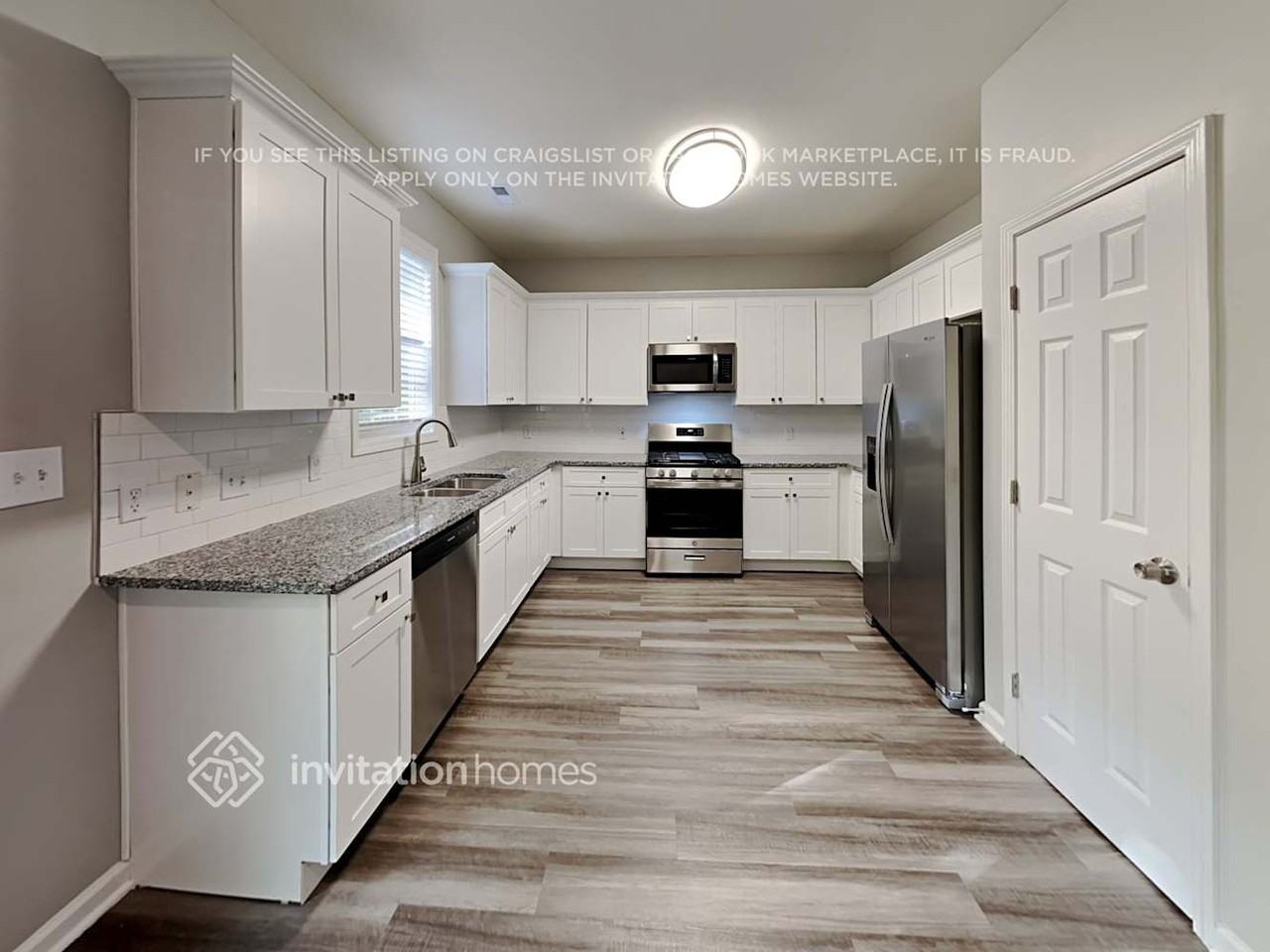 1900 Red Quartz Dr - Photo 7 of 19