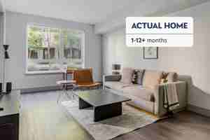 featured image of 1800 Lacassie Avenue #1893