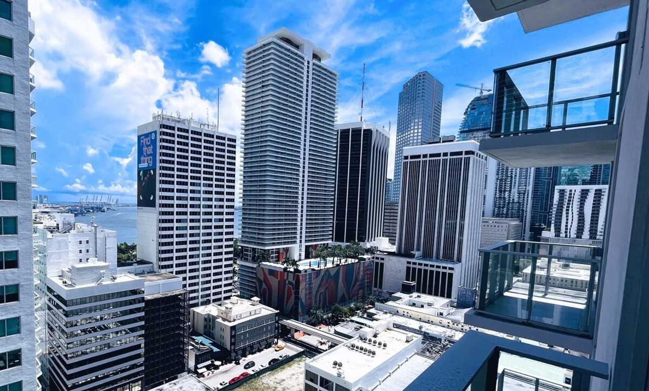 227 Northeast 2nd Street - Photo 7 of 78