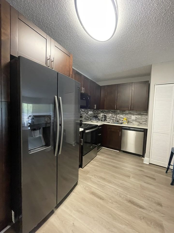 3100 S Dixie Hwy - Photo 6 of 17