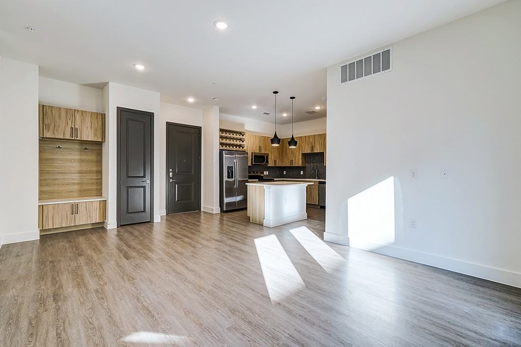 The View at Sapphire Bay - Photo 3 of 33