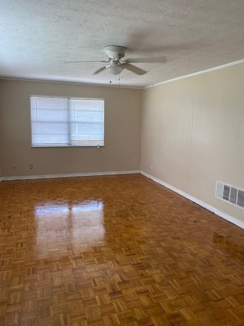 517 Cody Dr - Photo 3 of 9