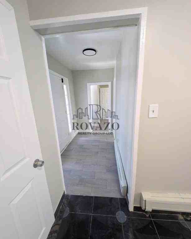 809 Summer Avenue #2 - Photo 5 of 6