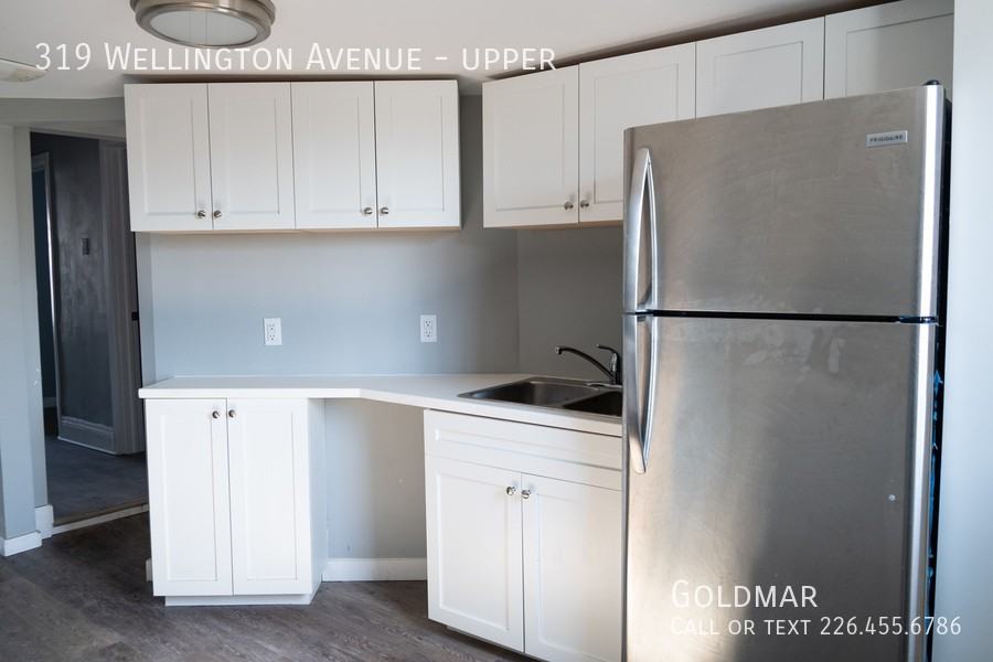 319 Wellington Avenue #UPPER
