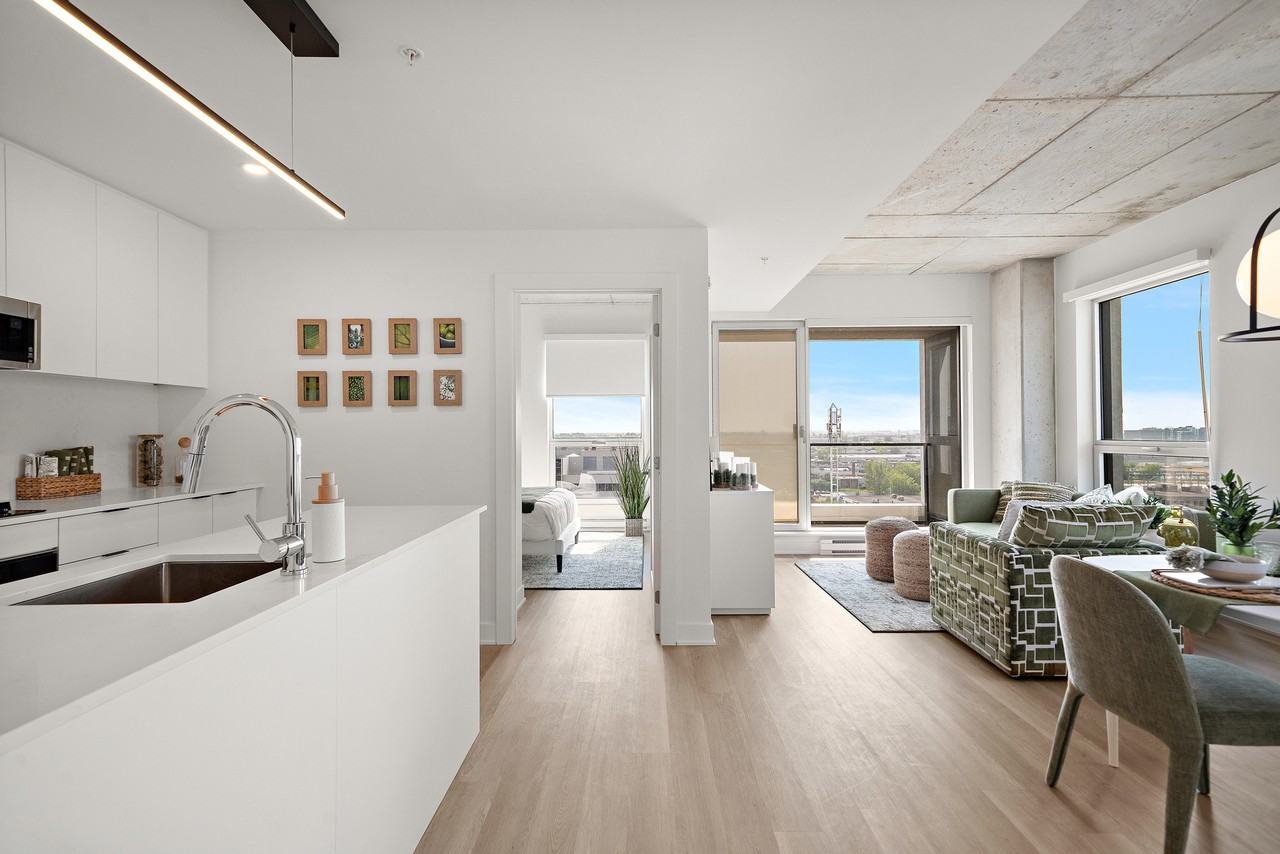 5200 Rue de la Savane #1117