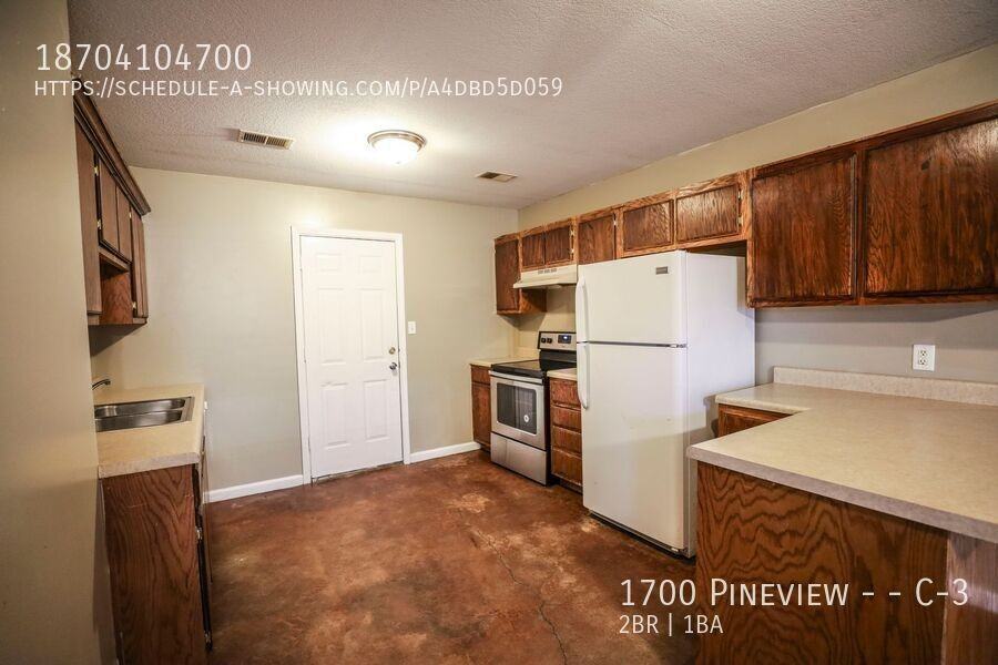 1700 Pineview St #C3 - Photo 6 of 12