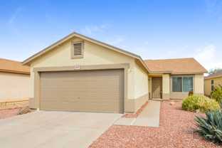 11808 W Bloomfield Rd - Photo 1 of 1