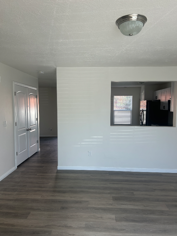 3414 S Carrick Dr - Photo 6 of 18