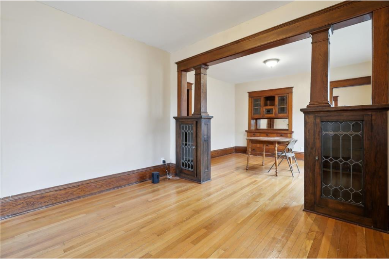 1629 Saint Anthony Avenue #1 - Photo 4 of 8