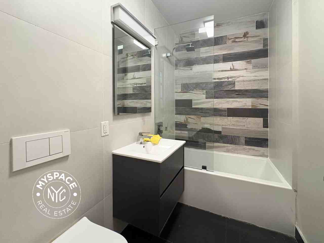 372 Kosciuszko St #212 - Photo 6 of 6