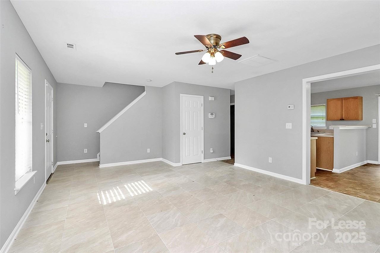 5750 Laborde Ave - Photo 4 of 30