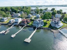 featured image of 8 Riverside Rd