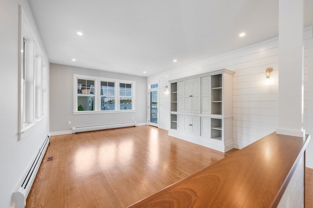 8 Riverside Rd - Photo 5 of 40