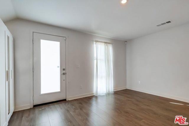 2700 E Chaucer St #33 - Photo 7 of 8